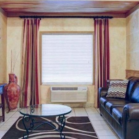 Quality Inn & Suites Airport أوستن المظهر الخارجي الصورة