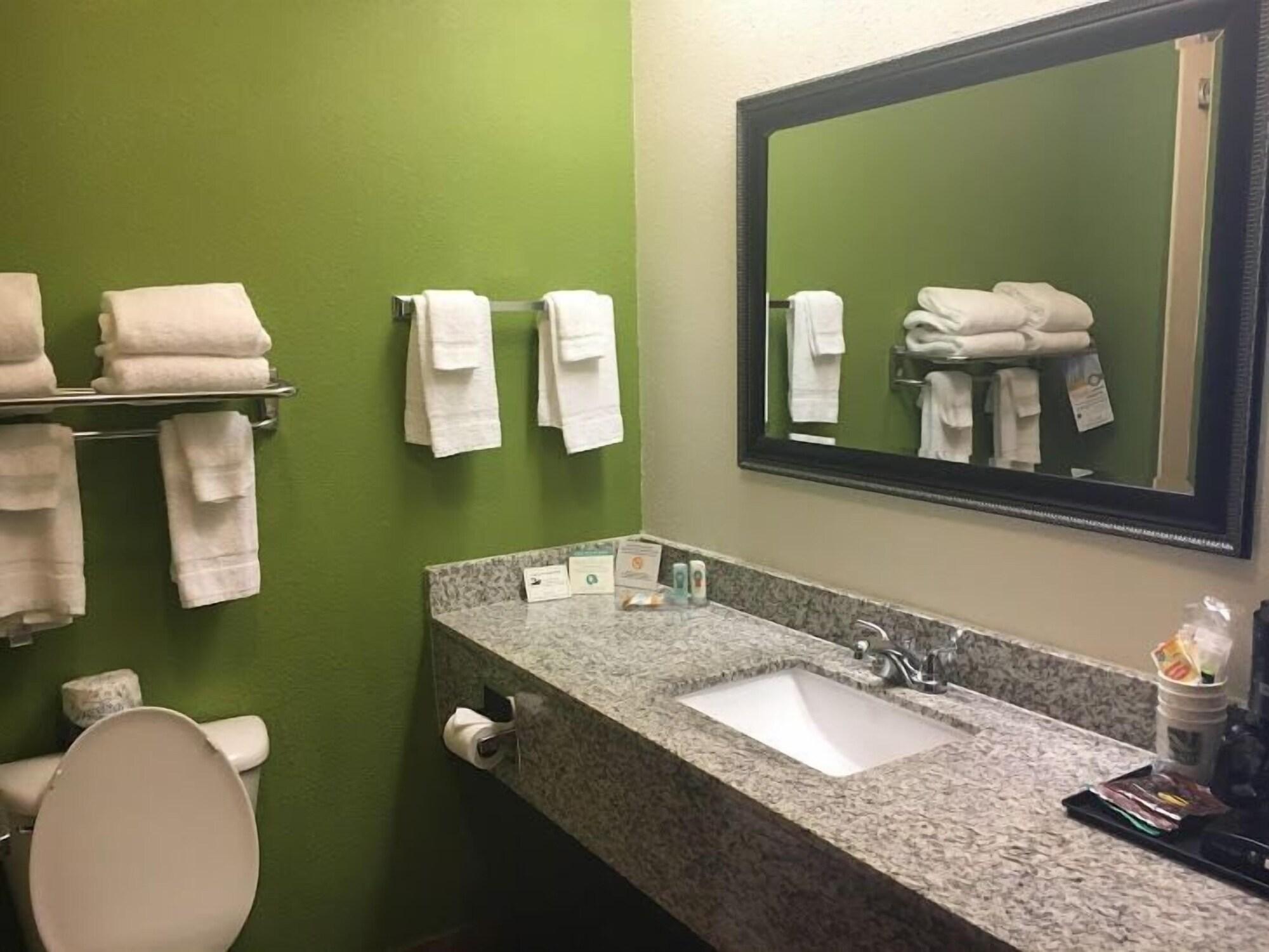 Quality Inn & Suites Airport أوستن المظهر الخارجي الصورة