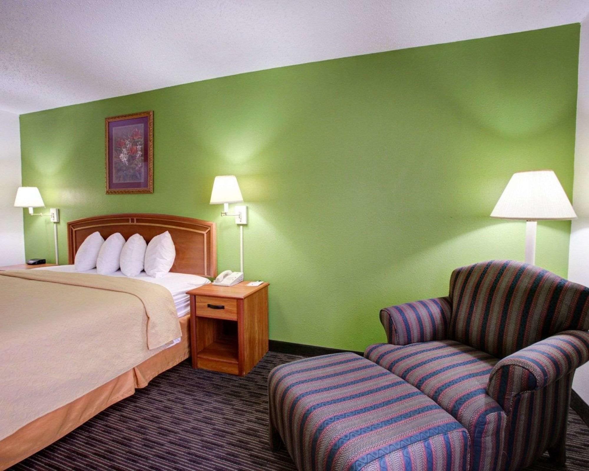 Quality Inn & Suites Airport أوستن المظهر الخارجي الصورة