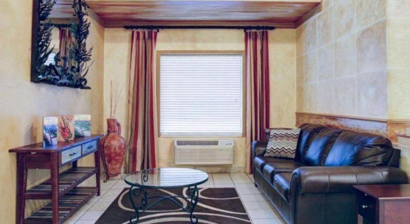 Quality Inn & Suites Airport أوستن المظهر الخارجي الصورة