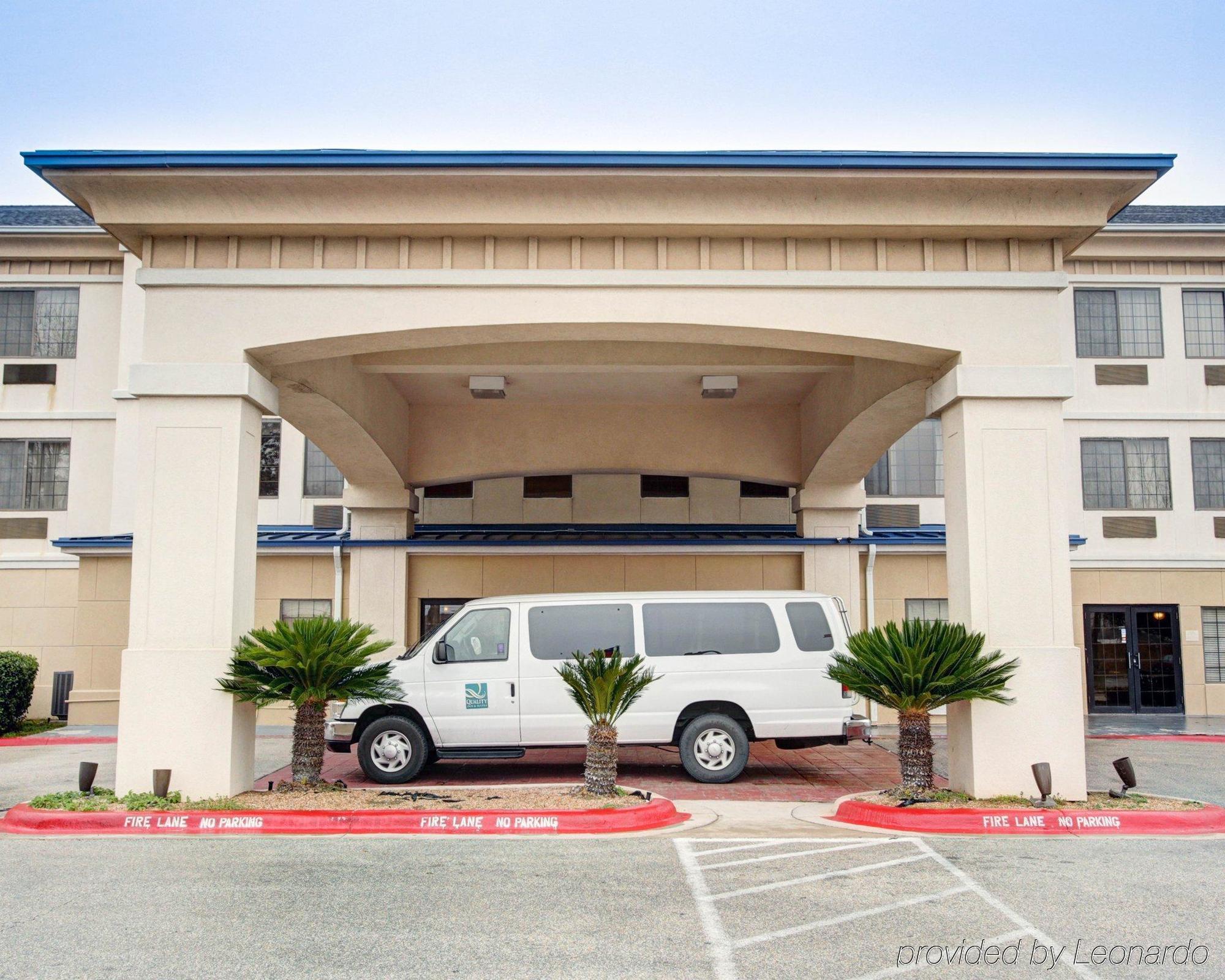 Quality Inn & Suites Airport أوستن المظهر الخارجي الصورة