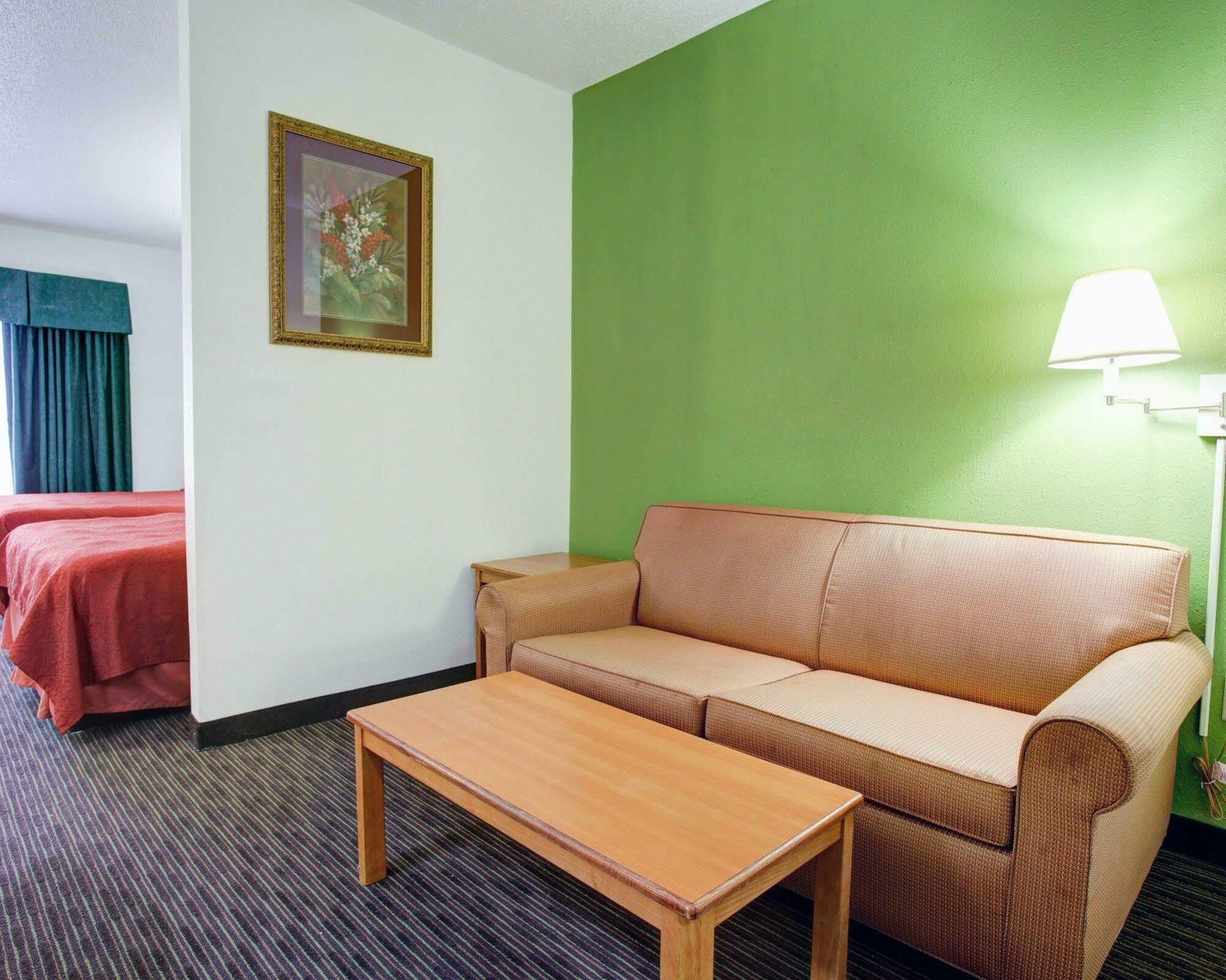 Quality Inn & Suites Airport أوستن المظهر الخارجي الصورة